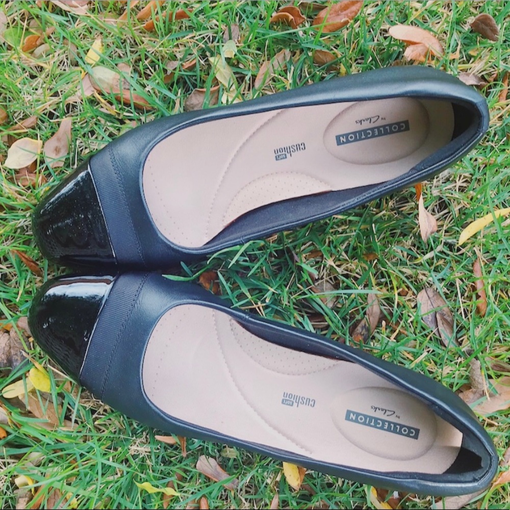 Clark’s black flats